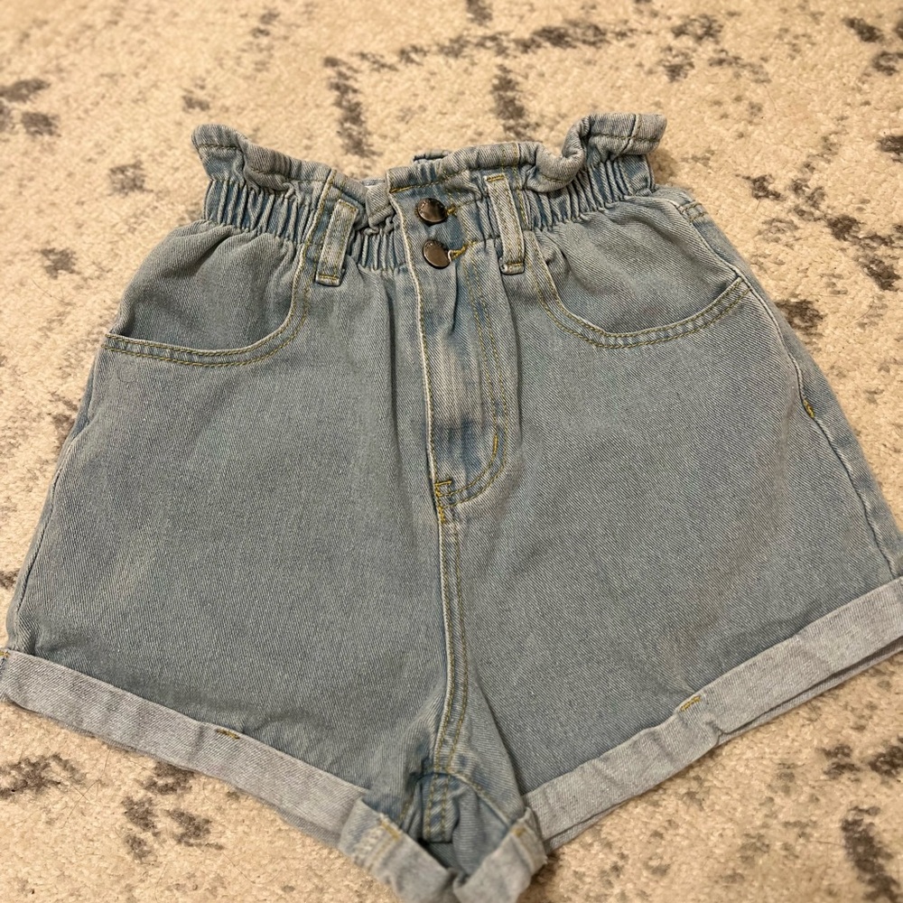 Plaid and Plain denim shorts. 3" inseam. Elastic waistband. XL.